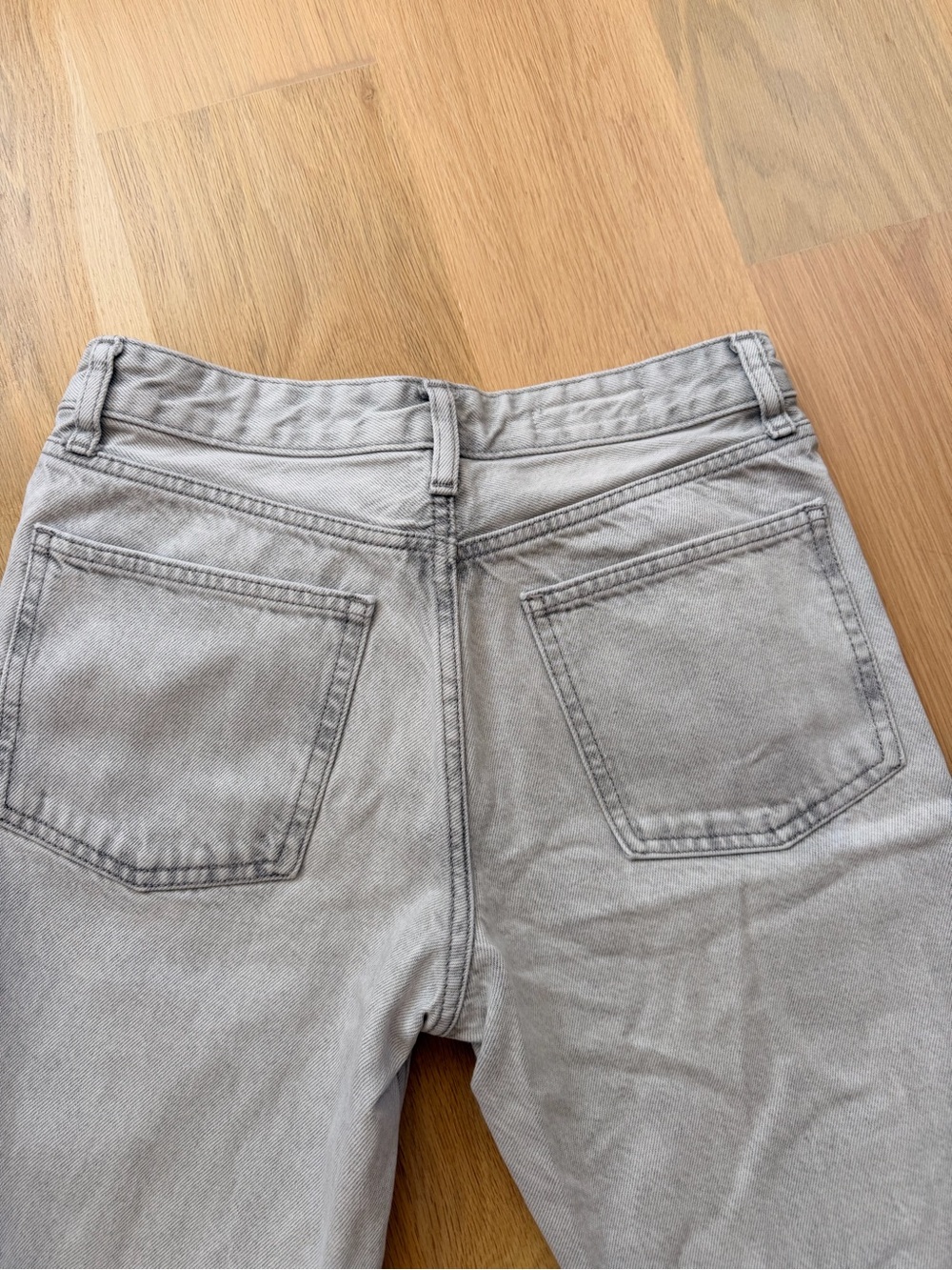 ZARA Light Gray Mid-Waist Jeans Full Length Jeans - Picture 3 of 3